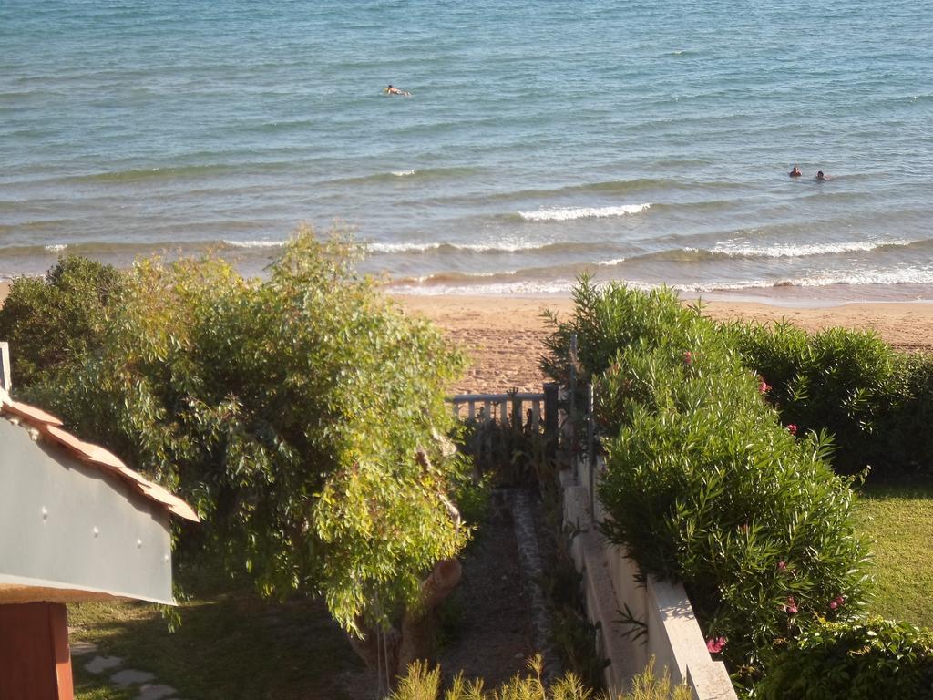 Villa Eva Sul Mare Area "A" Pozzallo Habitación foto